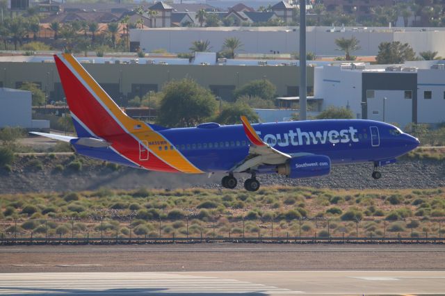 Boeing 737-700 (N456WN)