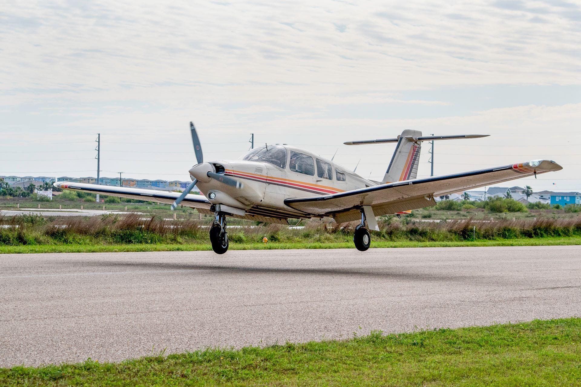 Piper Turbo Arrow 4 (N8446B) - Landing at fly-in