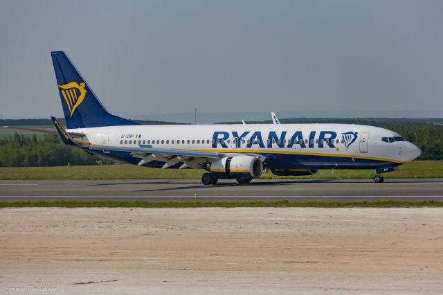 Boeing 737-700 (EI-ENP)