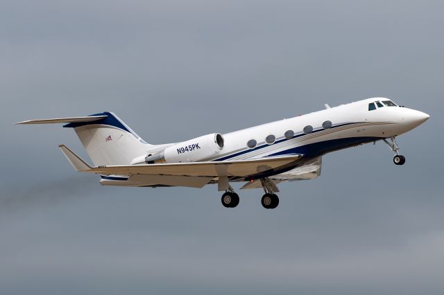 Gulfstream American Gulfstream 2 (N945PK) - A powerful take off out of Addison, Texas for this 46 year old beauty. Very few active Gulfstream IIs remain and I seldom pass an opportunity to watch one operating locally. This particular airframe was delivered all the way back in 1975 and has had 8 different operators.  If only you could hear the power of those Rolls Royce Speys churning away!