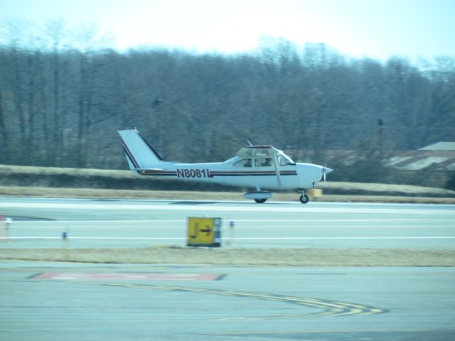 Cessna Skyhawk (N8081L)