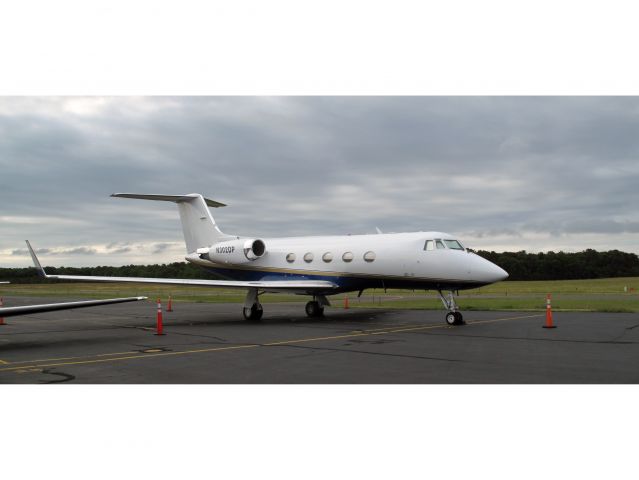 Gulfstream American Gulfstream 2 (N302DP) - Beautiful aircraft!