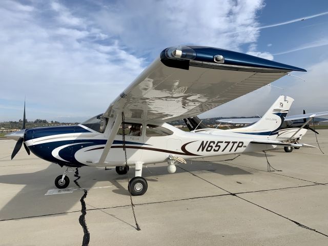 Cessna Skylane (N657TP)