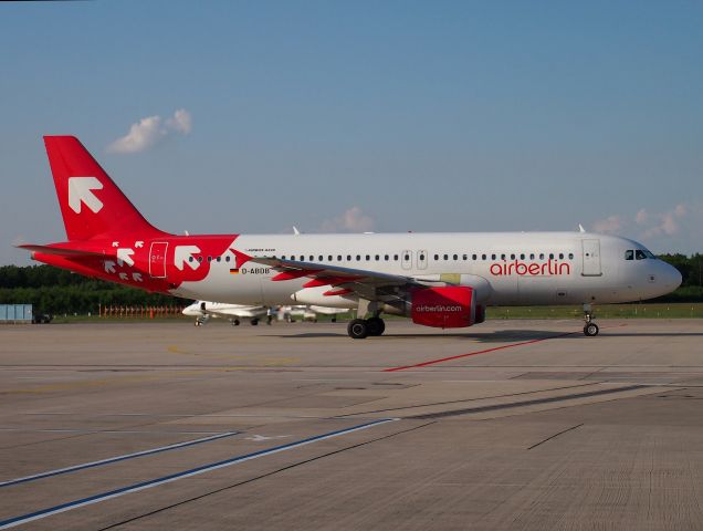 Airbus A320 (D-ABDB)