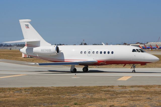 Dassault Falcon 2000 (N974HR)