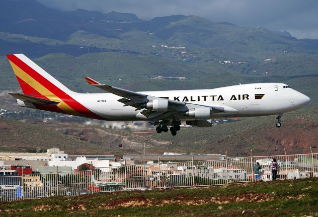 Boeing 747-400 (N712CK)