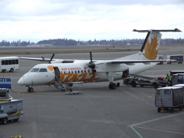 de Havilland Dash 8-100 (C-GVTA)