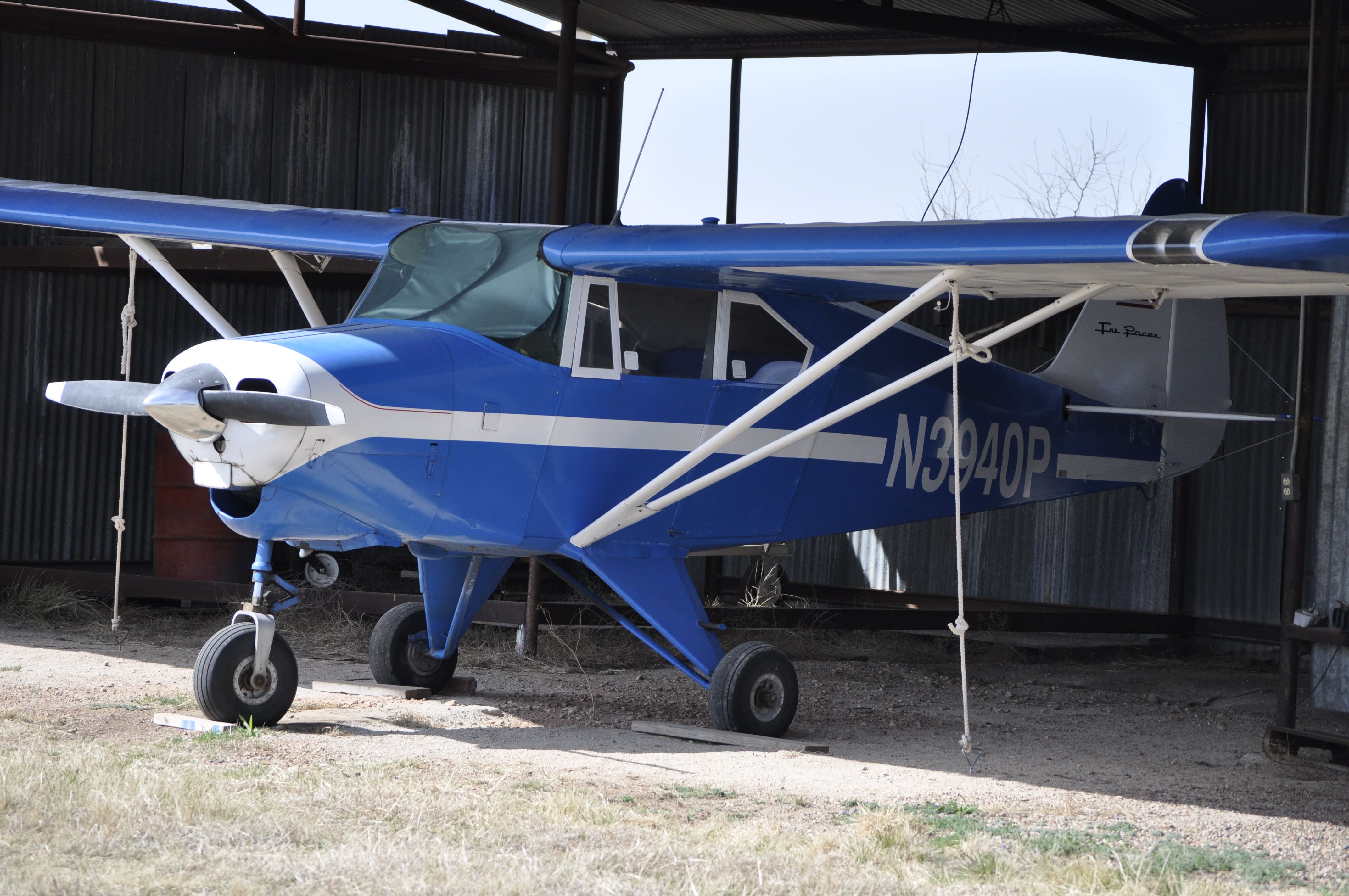 Piper PA-22 Tri-Pacer (N3940P)