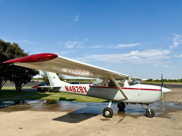Cessna Commuter (N4828X)