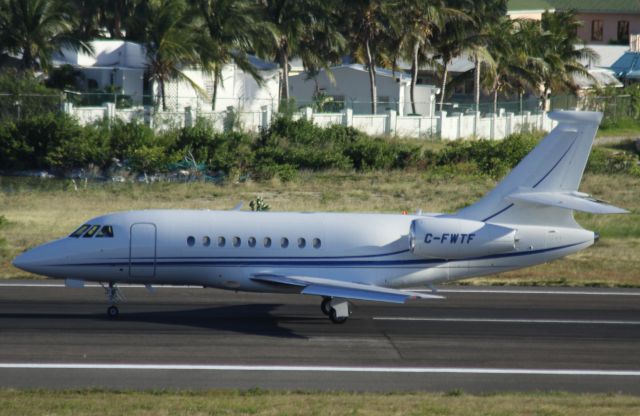 Dassault Falcon 2000 (C-FWTF)