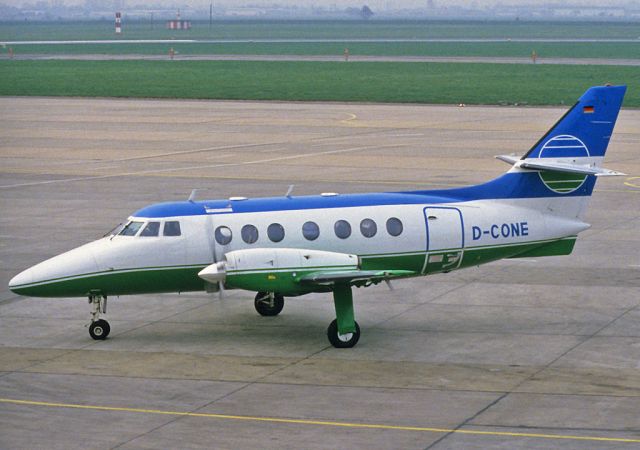 D-CONE — - Taxiing in at Bremen Airport - 1986-04-26.