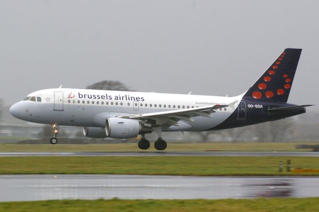 Airbus A319 (OO-SSA)