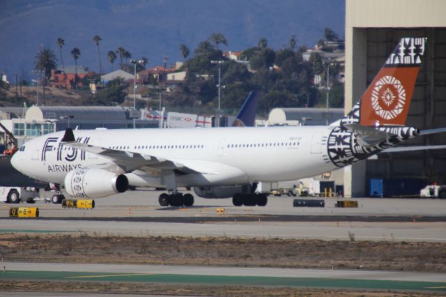 Airbus A330-200 (DQ-FJU)