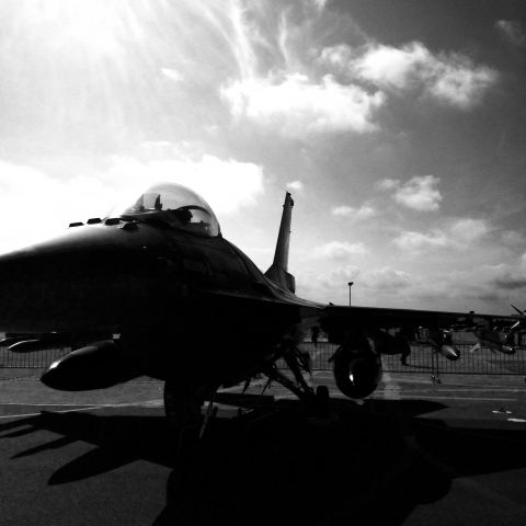 Lockheed F-16 Fighting Falcon (LZB14)