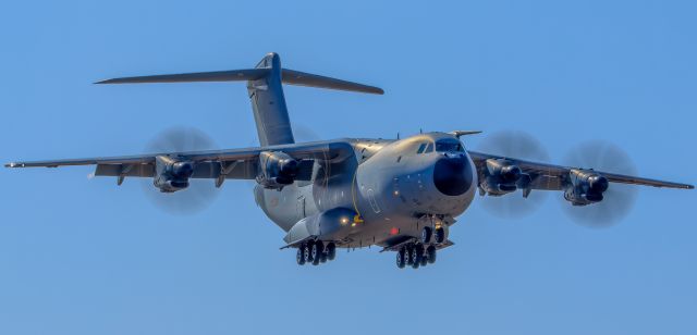 AIRBUS A-400M Atlas (T2301) - Spanish Air Force arriving from Toj into Gran Canaria 