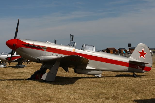 YAKOVLEV Yak-3 (F-AZLY)