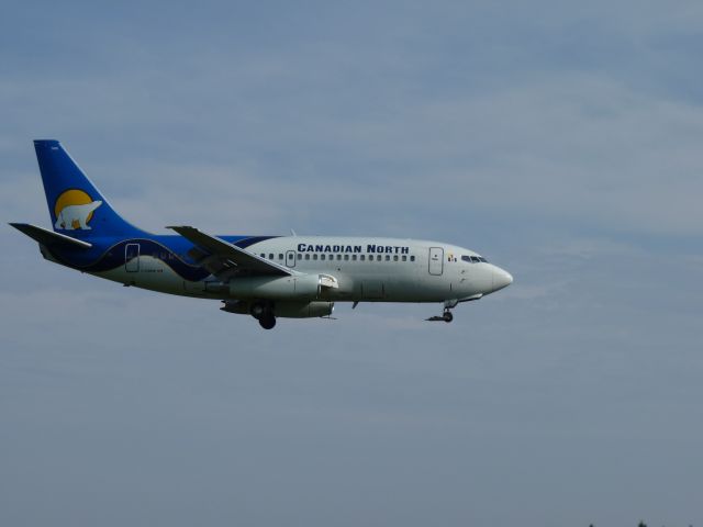 Boeing 737-200 (C-GSPW)