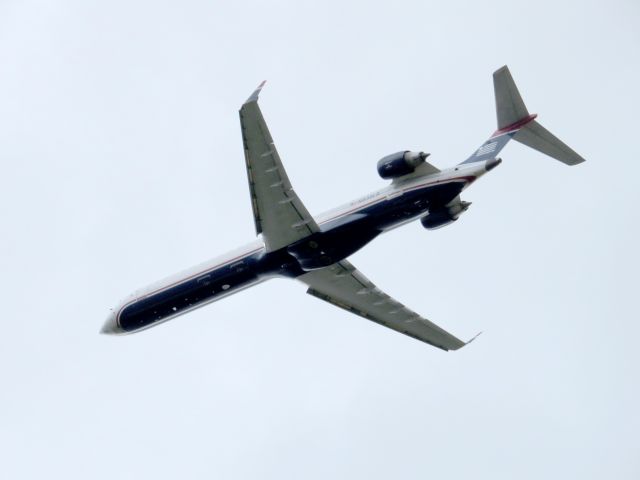 Canadair Regional Jet CRJ-200 (N938LR) - taken July 1, 2013