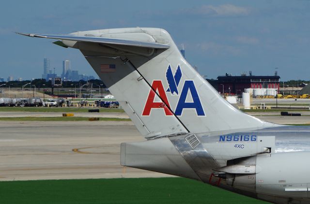 McDonnell Douglas MD-80 (N9616G)