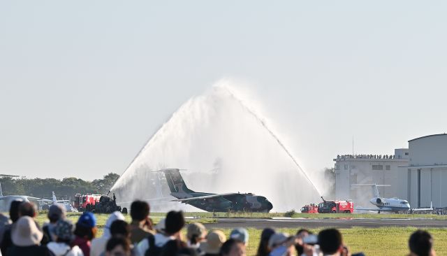 KAWASAKI C-1 (18-1031) - November 3, 2024br /Iruma Air Base Air Festival 2024!!br /br /Kawasaki C-1(18-1031 ) The Last Flight And Then Water Salute.