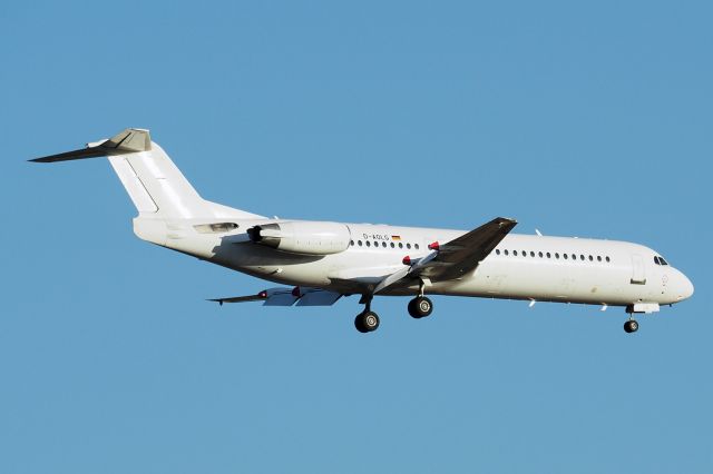 Fokker 100 (D-AOLG) - Fokker F100 cn 11452. Network for spares final rwy 21 YPPH 10 February 2022._