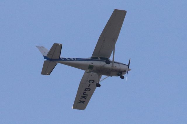 Cessna Skyhawk (C-GJKX)