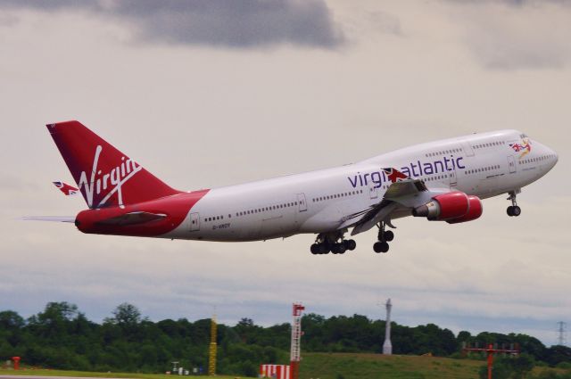 Boeing 747-200 (G-VROY)