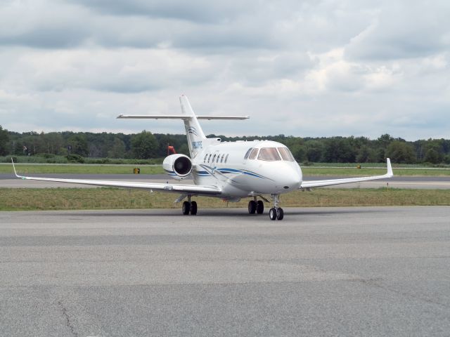 Hawker 800 (N900PE)