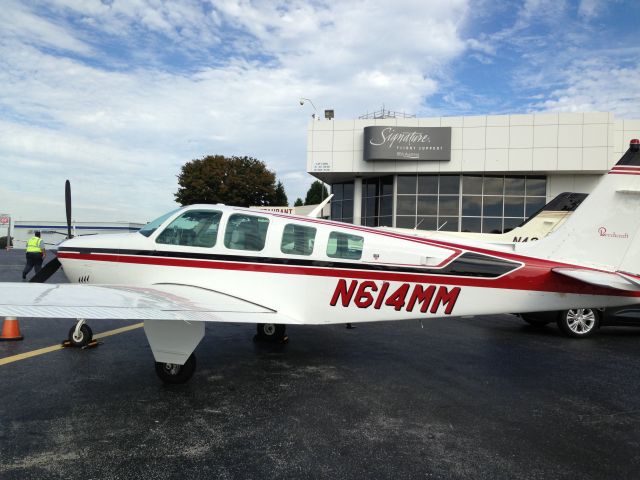 Beechcraft Bonanza (36) (N614MM)