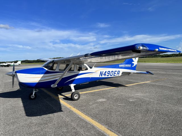 Cessna Skyhawk (N490ER) - This is one of the planes I flew at my first ever fight camp with Embry Riddle. Flying and the camp was a blast.