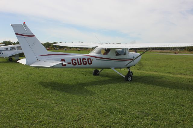 Cessna Commuter (C-GUGO) - C-GUGO Cessna 150M RVA Aéroport de Salaberry de Valleyfield QC. CSD3 29-09-2019.