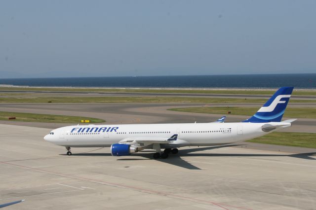 Airbus A330-300 (OH-LTM)