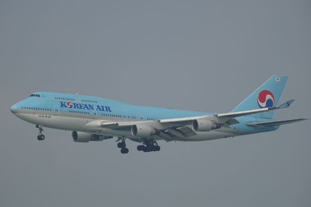 Boeing 747-400 (HL7404)