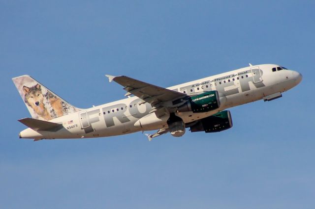 Airbus A319 (N941FR)