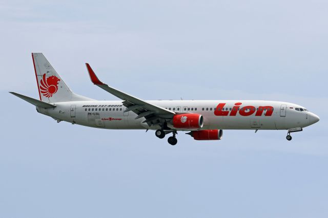 Boeing 737-900 (PK-LSL)