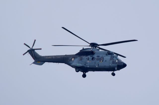 — — - Aerospaciale AS332 Super Puma