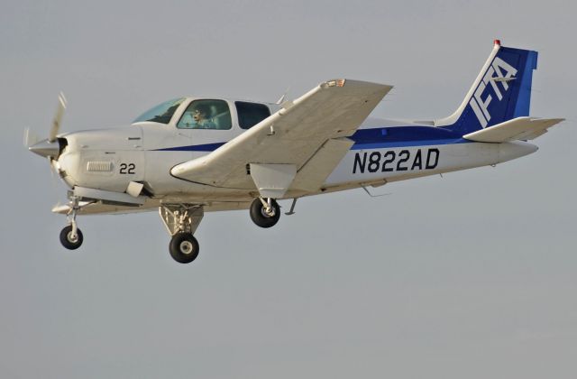 Beechcraft Bonanza (36) (N822AD)