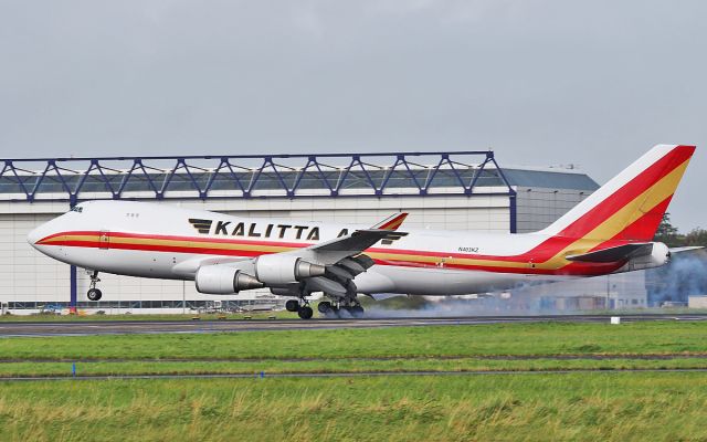 Boeing 747-400 (N403KZ) - kalitta air b747-481f n403kz landing at shannon 24/9/17.