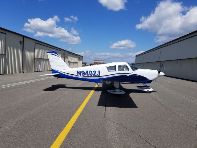 Piper Cherokee (N9402J) - Back from fresh paint