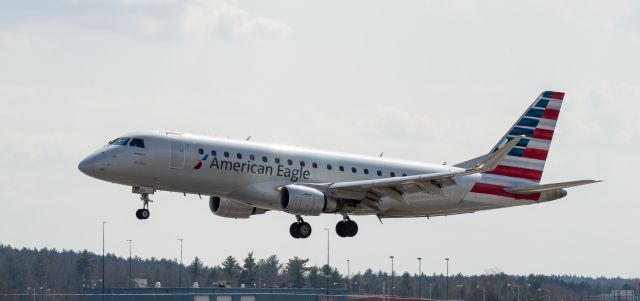 Embraer 170/175 (N419YX) - Shot with a Nikon D3200 w/ Nikkor 70-300mmbr /Best viewed in Full Size