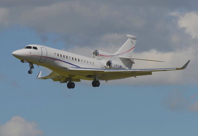 Dassault Falcon 7X (LX-LMF)
