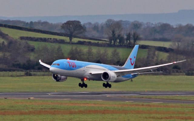 Boeing 787-9 Dreamliner (G-TUIJ) - thomson b787-9 g-tuij diverting to shannon while routing from gatwick to bridgetown barbados 31/12/16.