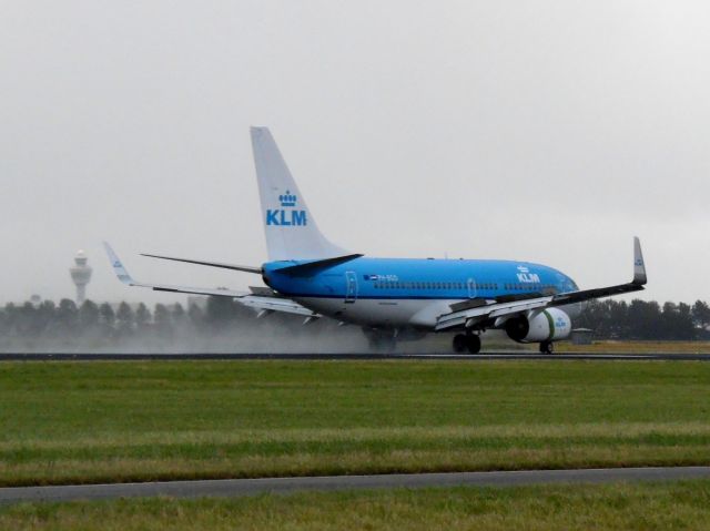 Boeing 737-700 (PH-BGO)