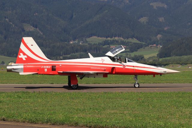 Northrop RF-5 Tigereye (J3082)