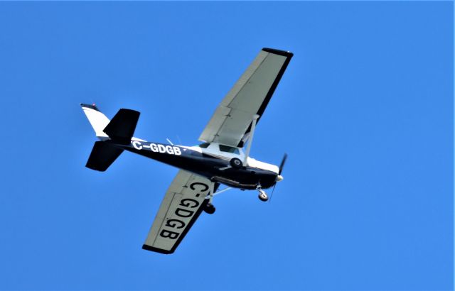 Cessna 152 (C-GDGB) - C-GDGB CESSNA 152 CARGAIR LTEE survolant la ville de Lavaltrie QC. le 15-08-2023 à 15:15
