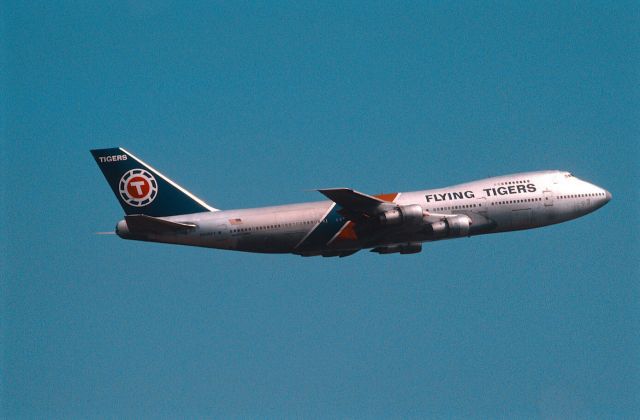 Boeing 747-200 (N805FT) - Departure at Narita Intl Airport Rwy16 on 1987/10/04