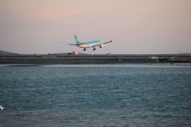 Airbus A330-300 (EI-EAV)