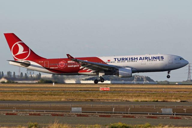 Airbus A330-200 (TC-JIZ) - "Invest in Turkey" livery