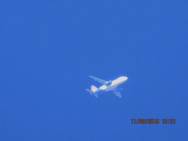 Airbus A319 (N310NV)