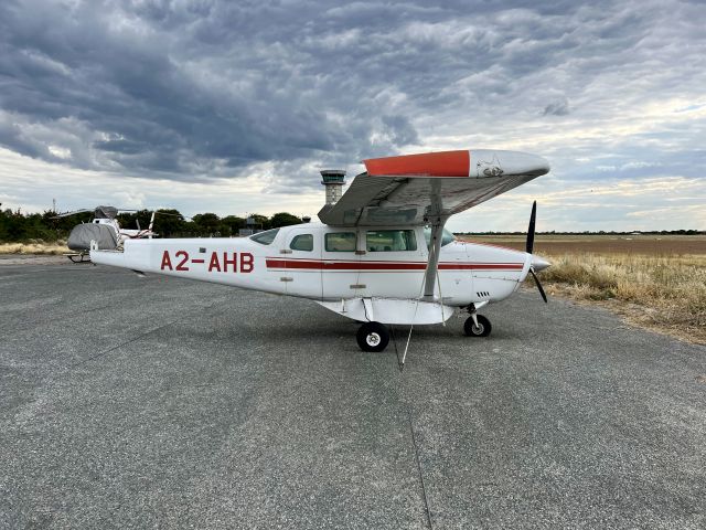 Cessna 206 Stationair (A2-AHB) - At Maun, Botswana. 18-MAY-2022